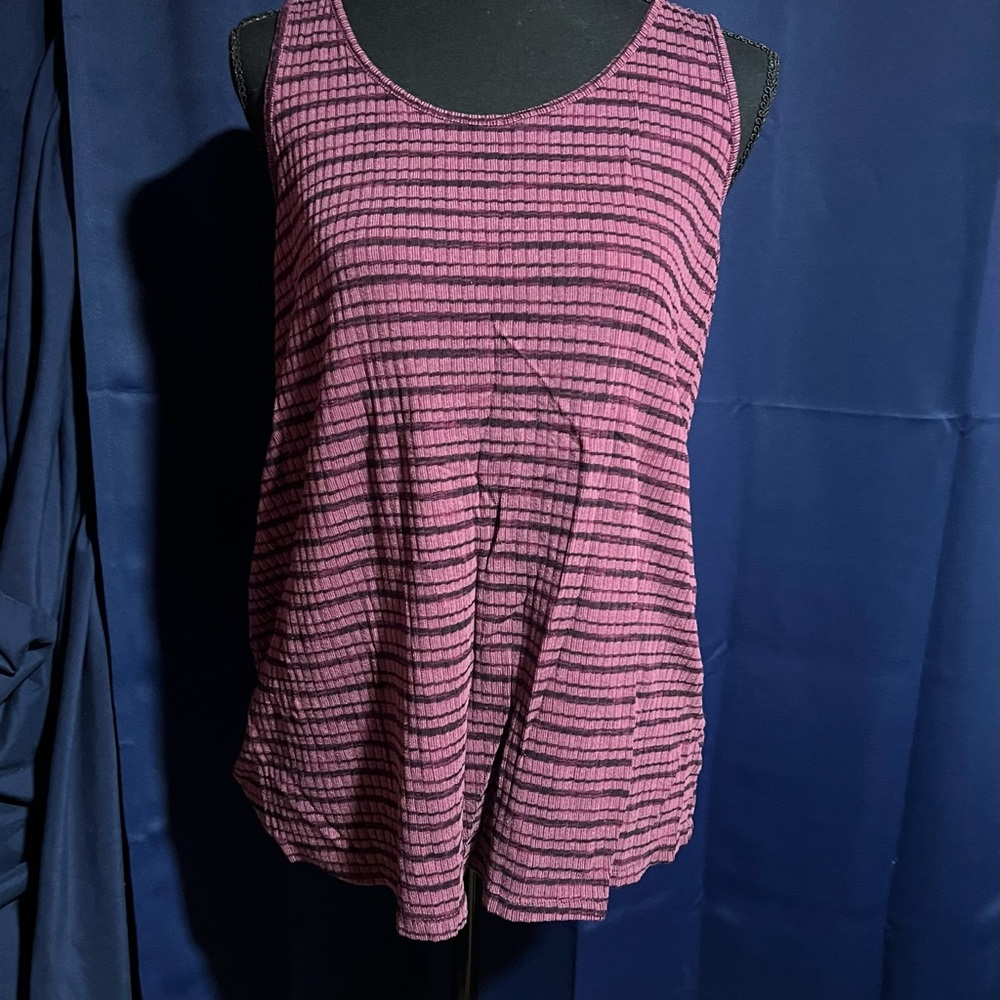 Liz Lange Pink Striped Maternity Tank Top